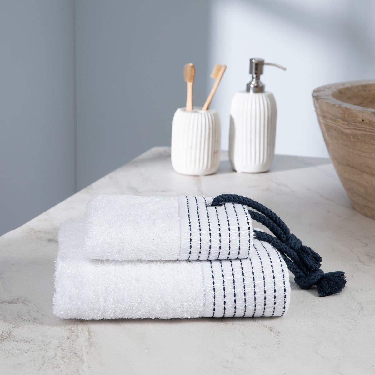 Turkish Terry Towel with Stylish Navy Rope as a loop, white, for Boat or Bath, ultra soft, very absorbent, easy to hang, Bamboo Combed Cotton