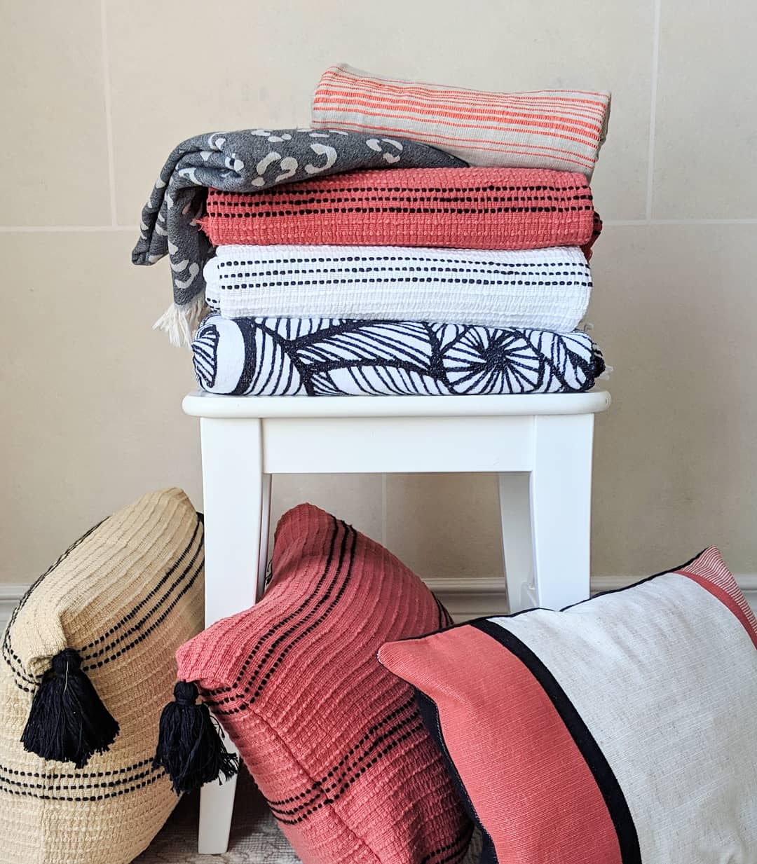 CLEARANCE - Yuma, Throw, Blanket - Brick