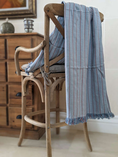 Kaira Throw, Blanket; Blue